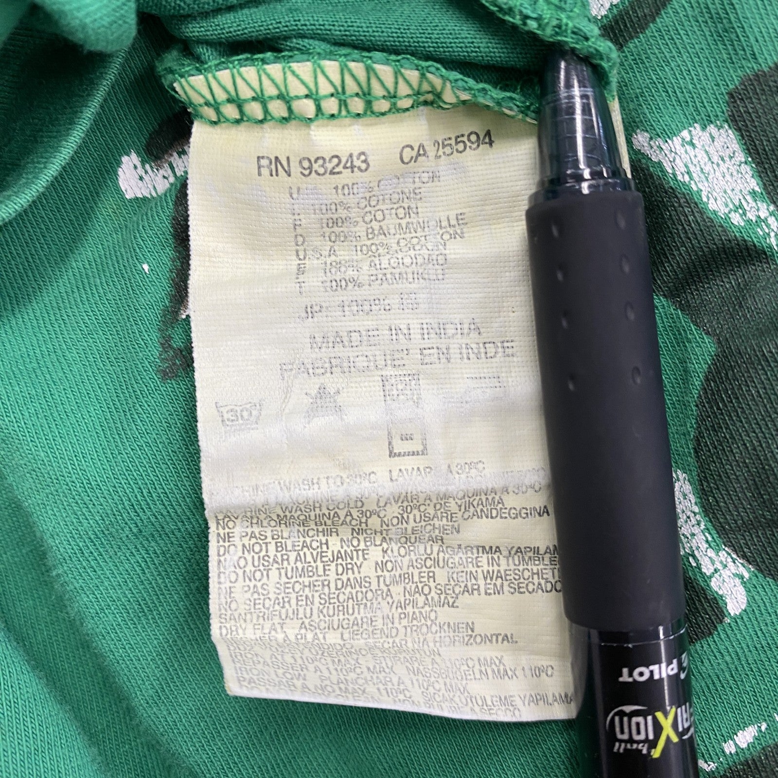 古着 used　DIESEL ディーゼル　半袖プリントTシャツ　カジュアル　シングルステッチ　クルーネック　緑　XLサイズ