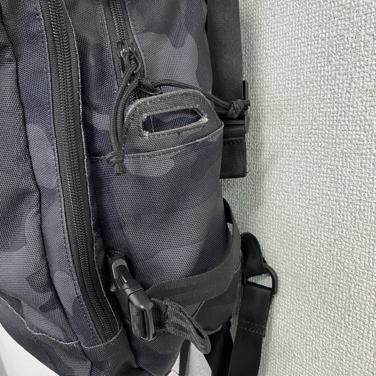 NEW ERA　ニューエラ　スマートパック　リュック/バックパック　カモフラ　ダークグレー