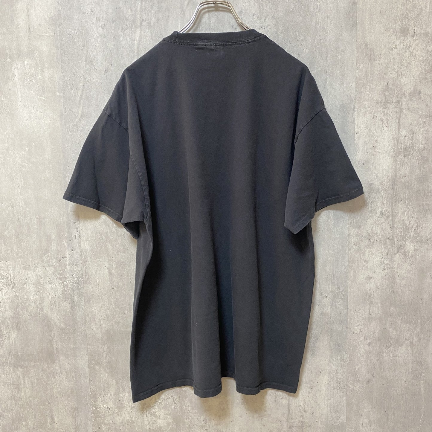 古着 used　半袖プリントTシャツ　黒　ブラック　カレッジ　ロゴT　レトロデザイン　クルーネック　ビッグシルエット