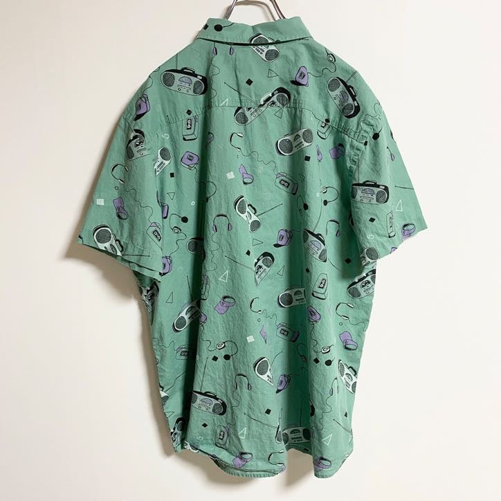 古着 used　半袖総柄シャツ　レトロ　ユニークデザイン　春夏服　ビックシルエット　オーバーサイズ　XXLサイズ