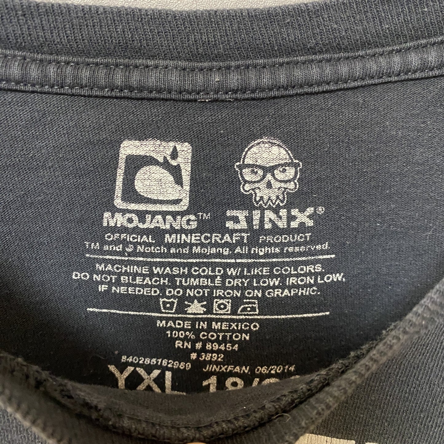古着 used　MINECRAFT マインクラフト　半袖ゲームプリントTシャツ　黒　ブラック　レトロデザイン　オフィシャル