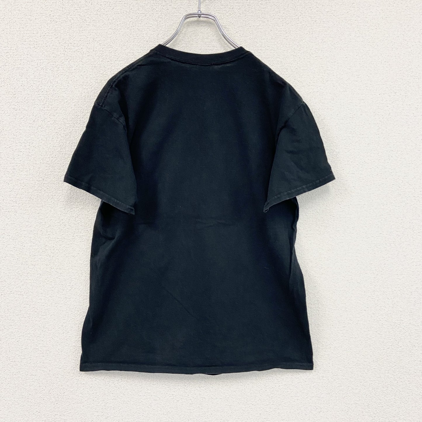 GILDAN　ギルダン　半袖アニマルプリントTシャツ　漢字プリント　虎　トラ　野蛮人　クルーネック　黒　ブラック　Mサイズ