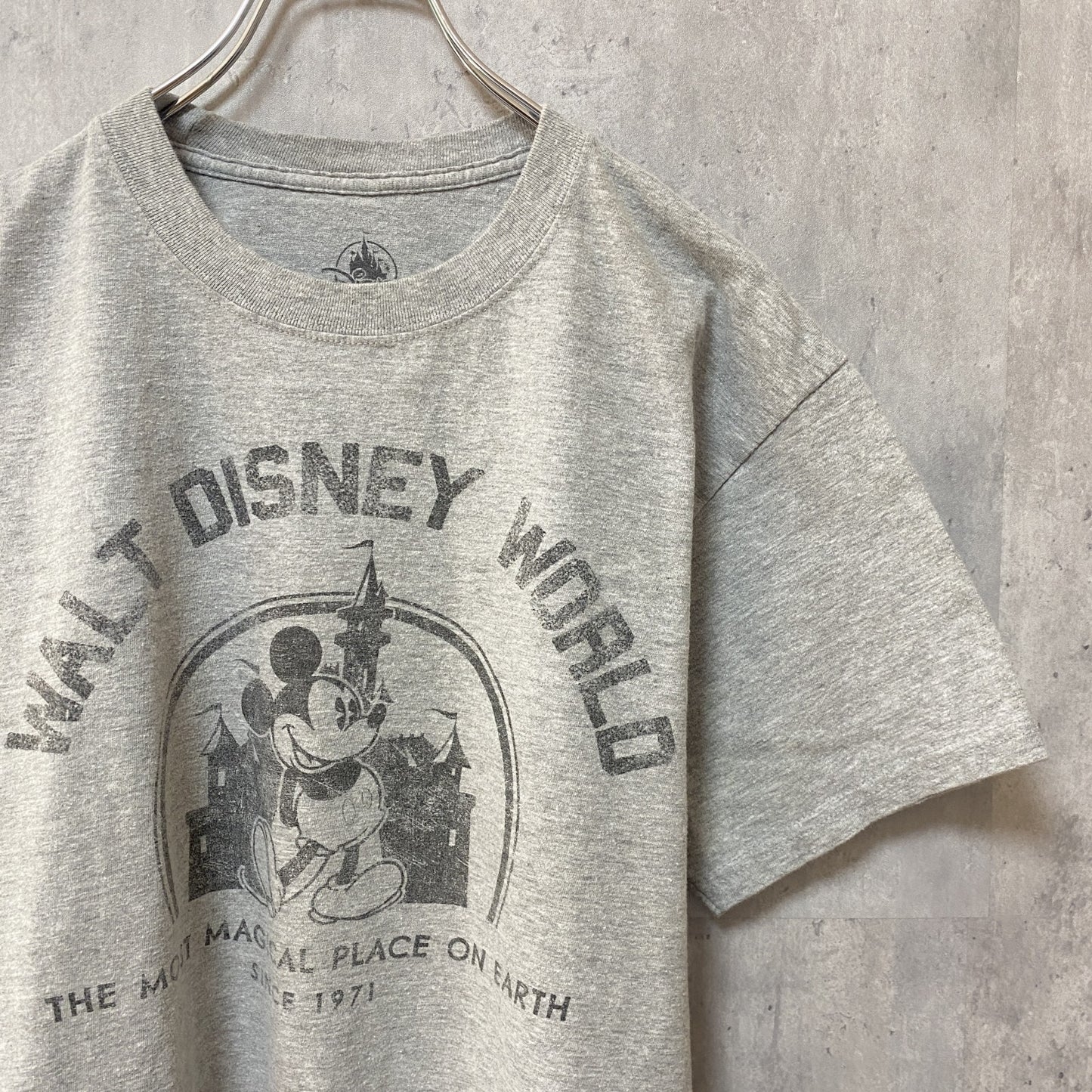 古着 used　Disney　ディズニー　半袖　プリントTシャツ　グレー　ミッキー　ロゴT　キャラクター　アメカジ　レトロ　クルーネック　