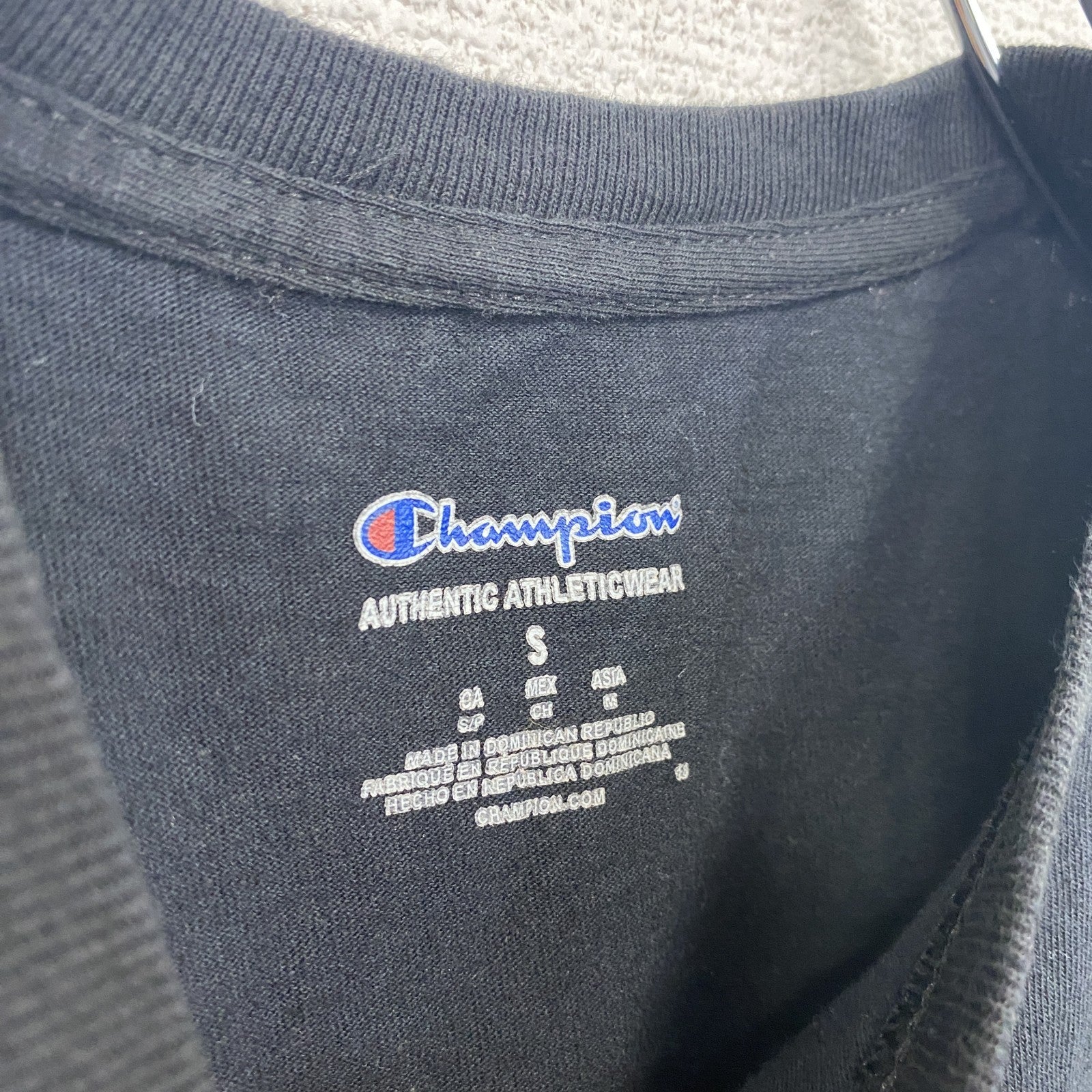 champion　チャンピオン　半袖プリントTシャツ　デカロゴ　刺繍ロゴ　クルーネック　黒　ブラック　Sサイズ