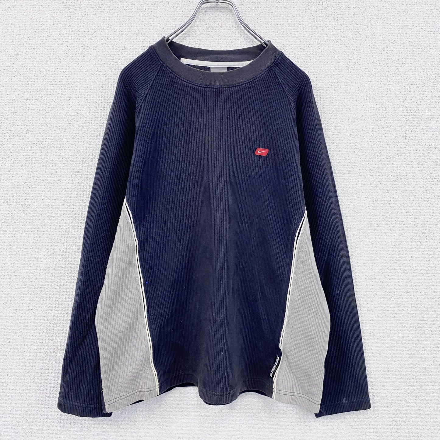 00s　NIKE　ナイキ　スウェット/トレーナー　ワンポイントロゴ　ヴィンテージ　ネイビー　グレー　Mサイズ　