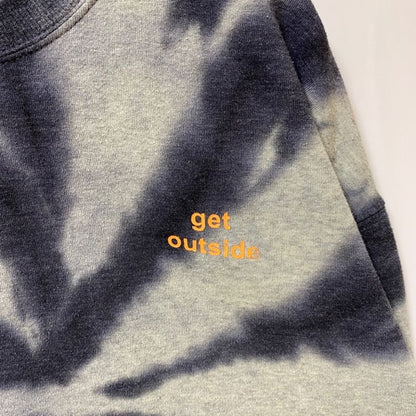 古着 used　GET OUTSIDE　長袖タイダイ柄スウェット　トレーナー　ワンポインプリント　クルーネック　ネイビー　グレー