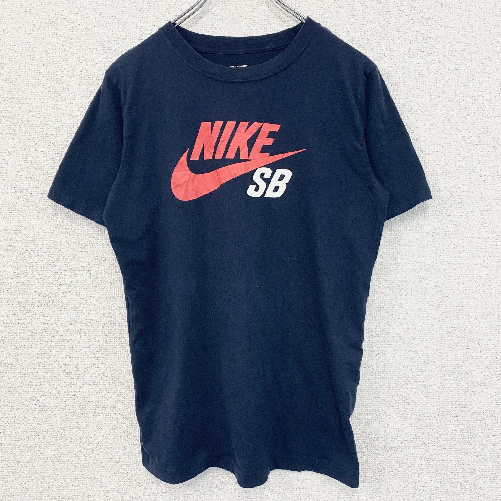 古着 used　NIKE ナイキ　半袖プリントTシャツ　カジュアルデザイン　スウッシュロゴ　クルーネック　黒　XLサイズ