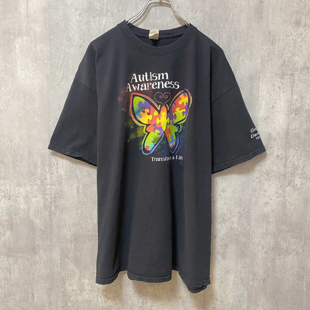 古着 used　GILDAN ギルダン　半袖プリントTシャツ　黒　ブラック　蝶　レインボー　レトロデザイン　クルーネック　XL