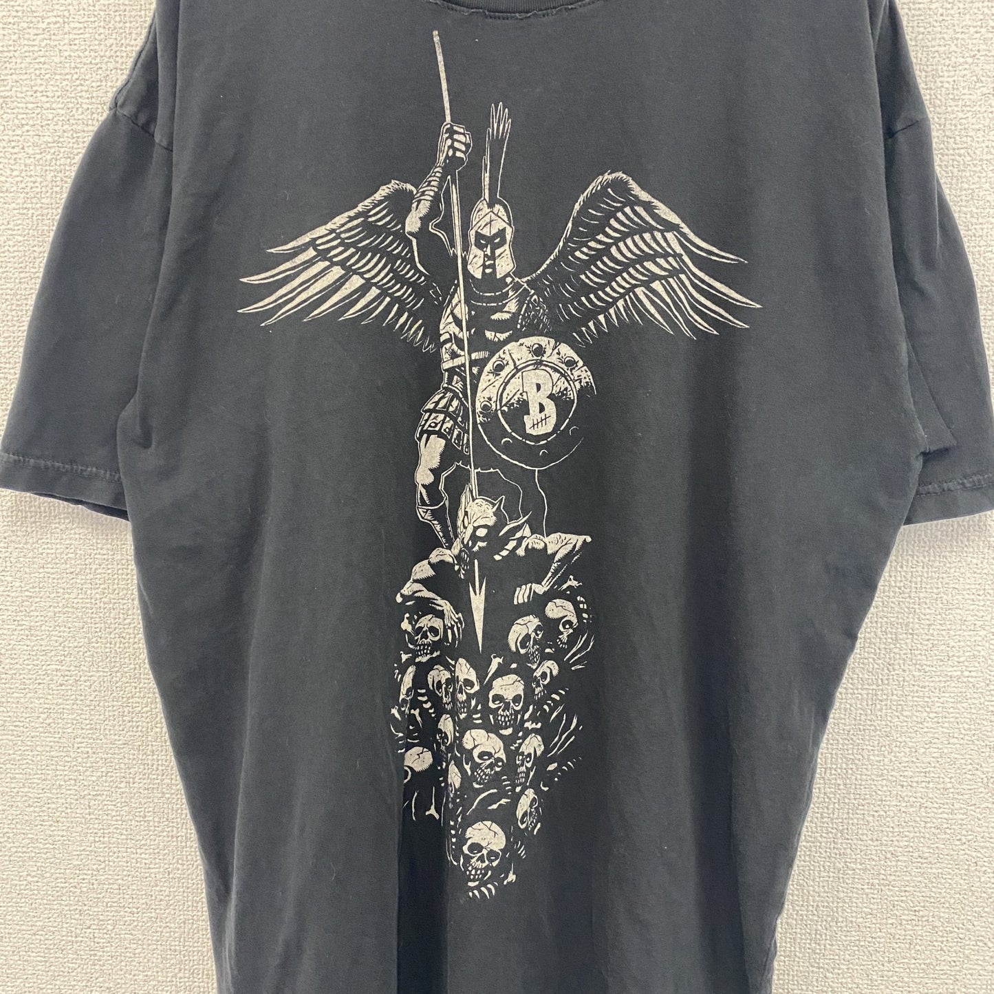 古着 used　BAKER　半袖プリントTシャツ　カジュアルデザイン　ドクロ　鎧　クルーネック　黒　XLサイズ