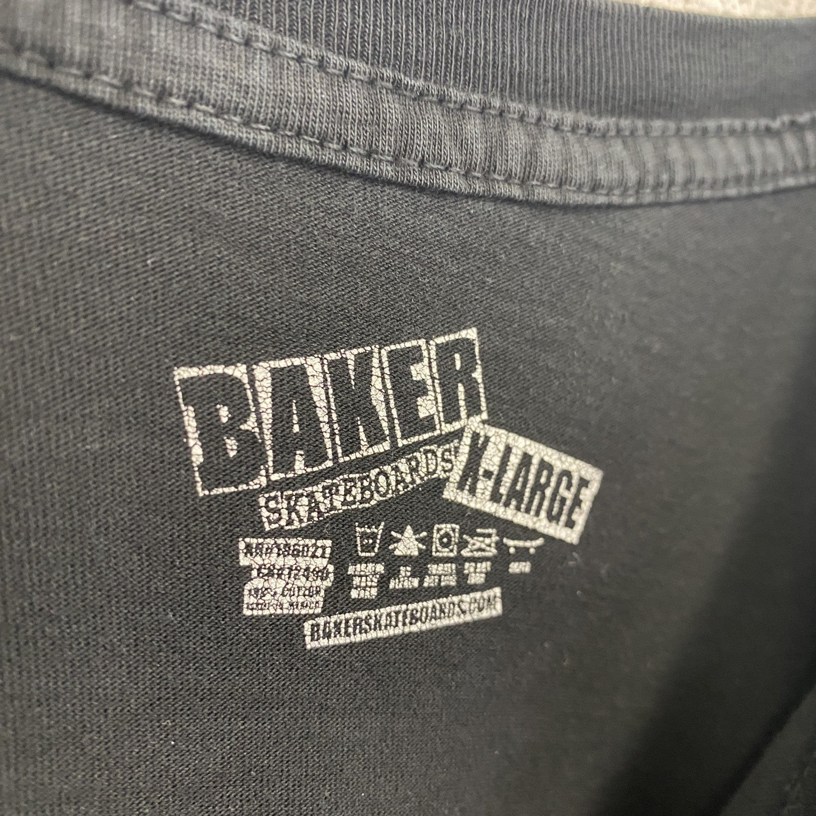 古着 used　BAKER　半袖プリントTシャツ　カジュアルデザイン　ドクロ　鎧　クルーネック　黒　XLサイズ
