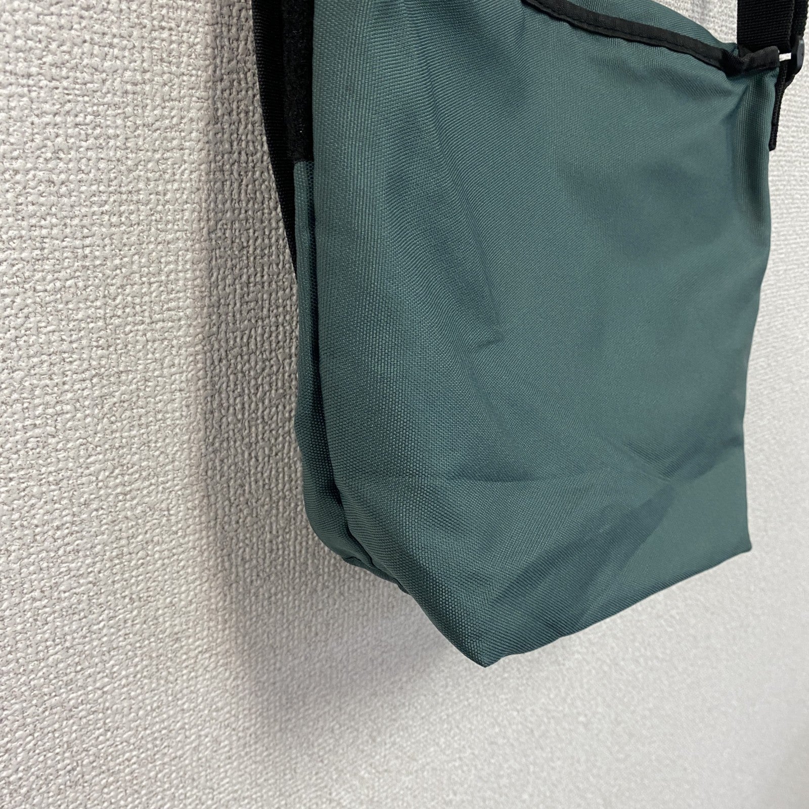 OUTDOOR　アウトドア　ショルダーバッグ　緑　グリーン