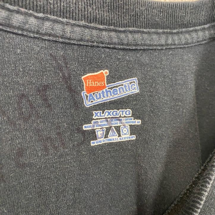 古着 used　Hanes　ヘインズ　半袖両面プリントTシャツ　サメ　クルーネック　黒　ブラック　ヴィンテージ　XLサイズ