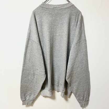 古着 used　長袖デザイン刺繍スウェット　トレーナー　AMERICAN CLASSIC　グレー　ビックシルエット　XXLサイズ