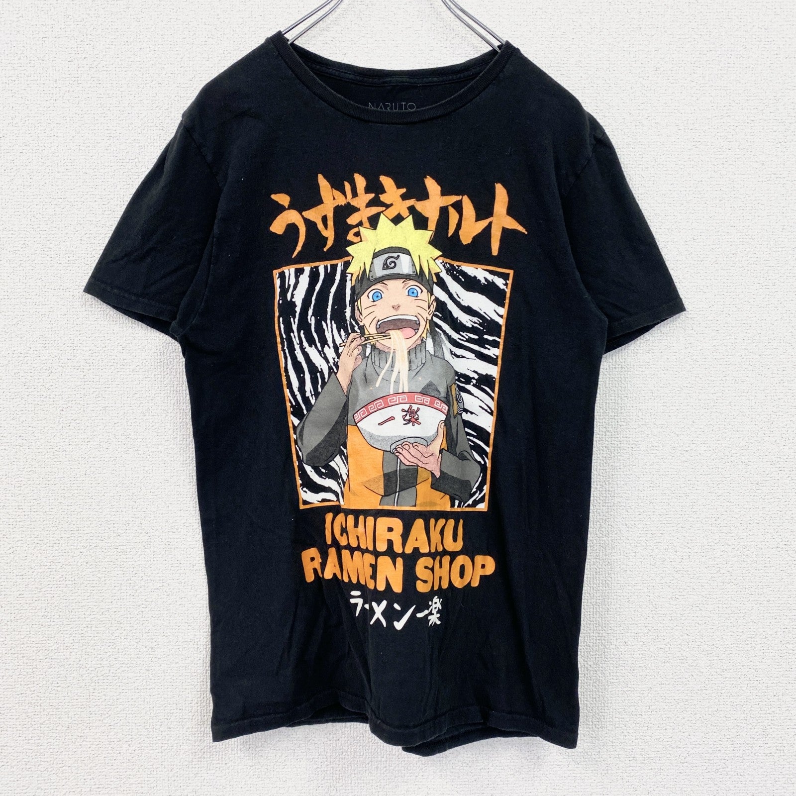 古着 used　NARUTO　半袖アニメプリントTシャツ　うずまきナルト　クルーネック　レトロデザイン　黒　ブラック　Mサイズ