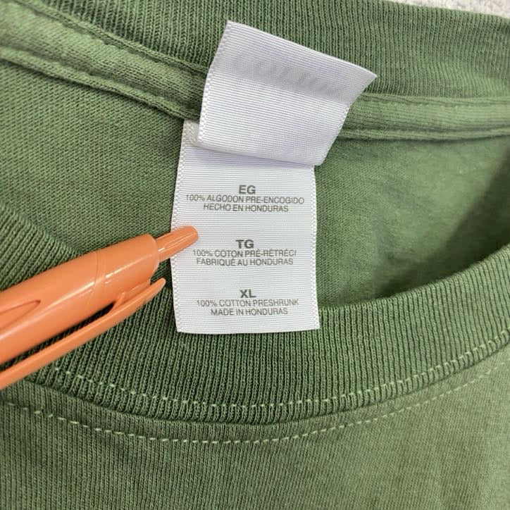 古着 used　GILDAN　ギルダン　半袖ワンポイントTシャツ　バックプリント　野球　グローブ　緑　グリーン　XLサイズ