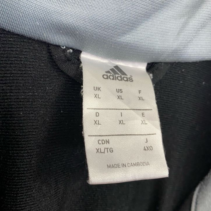 古着 used　adidas　アディダス　長袖ワンポイントロゴ刺繍ジャージ　トラックジャケット　黒　グレー　XLサイズ