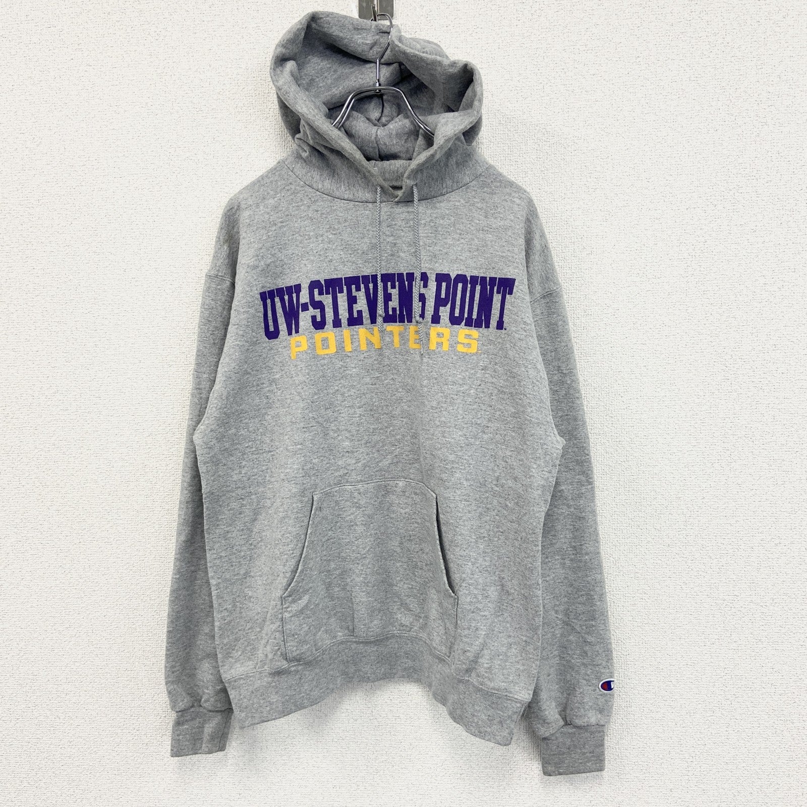 champion　チャンピオン　スウェットパーカー/フーディー　カレッジロゴ　刺繍ロゴ　現行　灰色　グレー　Lサイズ