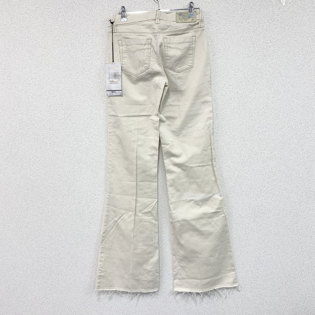 DIESEL　ディーゼル　FLAIRLEGG　フレアデニムパンツ/ジーンズ　ジップフライ　白　ホワイト　W24サイズ