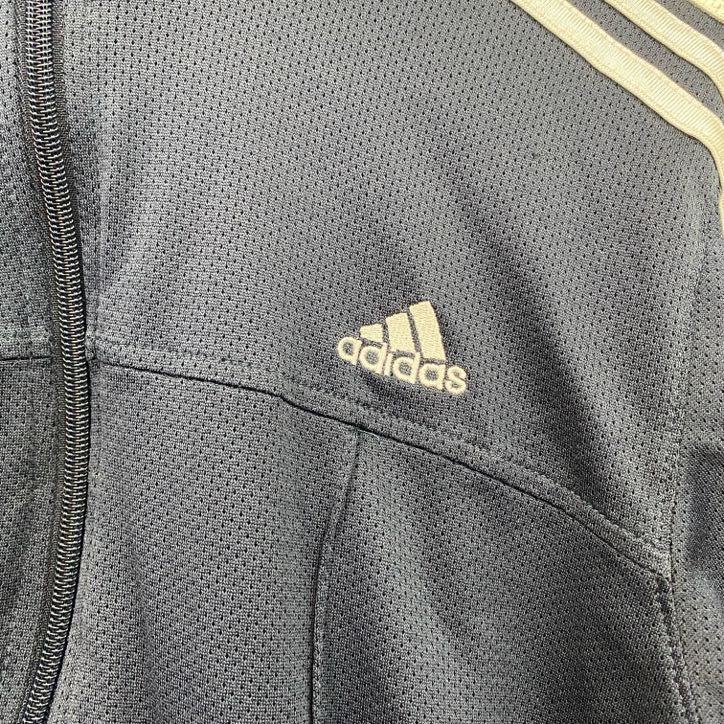 古着 used　adidas　アディダス　長袖ロゴ刺繍ジャージ　フルジップ　スポーツ　レトロデザイン　青　ブルー　Lサイズ