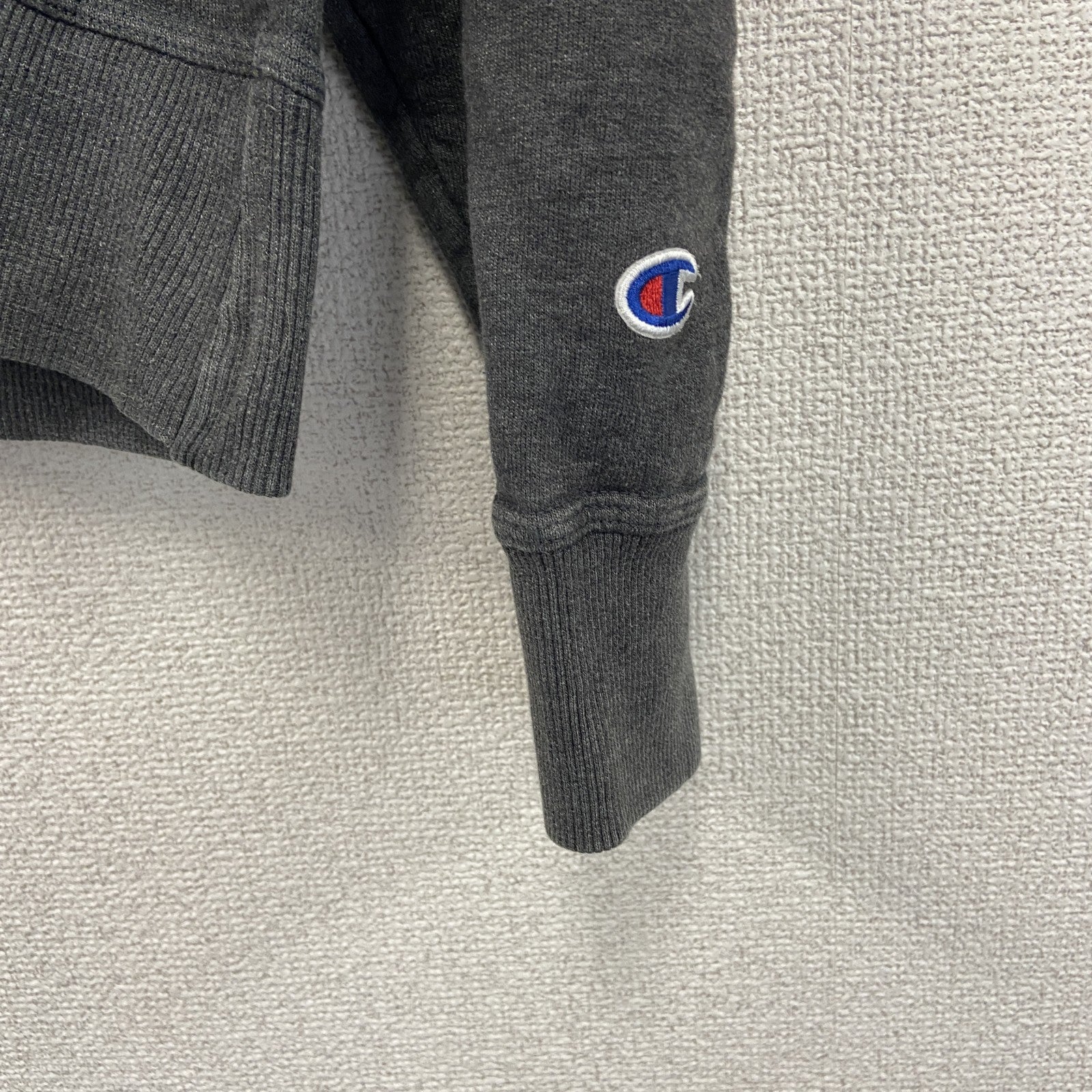 champion　チャンピオン　スウェットパーカー/フーディー　ロゴプリント　グレー　Lサイズ