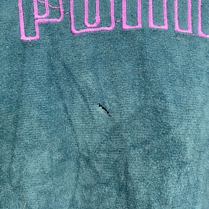 古着 used　～90s　PUMA　プーマ　長袖ベロアジャージ　ワンポイントロゴ刺繍　緑　グリーン　紫　パープル　150サイズ　