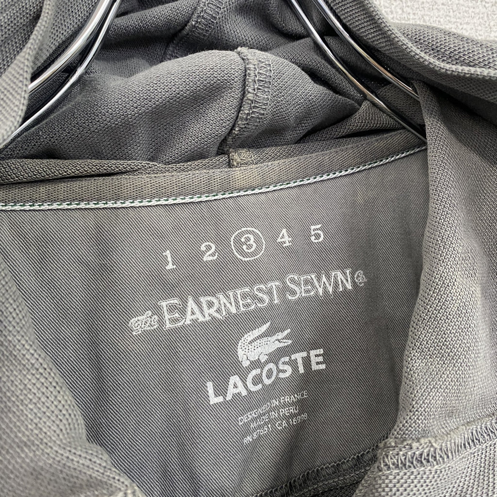 古着 used　LACOSTE　EARNEST SWEWN　ラコステ　長袖フードパーカー　レトロデザイン　フルジップ　グレー　灰　
