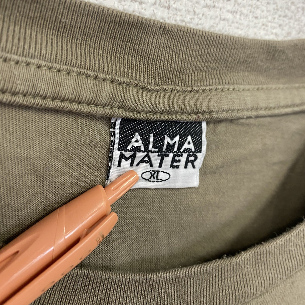 90s～　ALMA MATER　アルママーテル　半袖プリントTシャツ　英字プリント　ヴィンテージ　茶　ブラウン　XLサイズ
