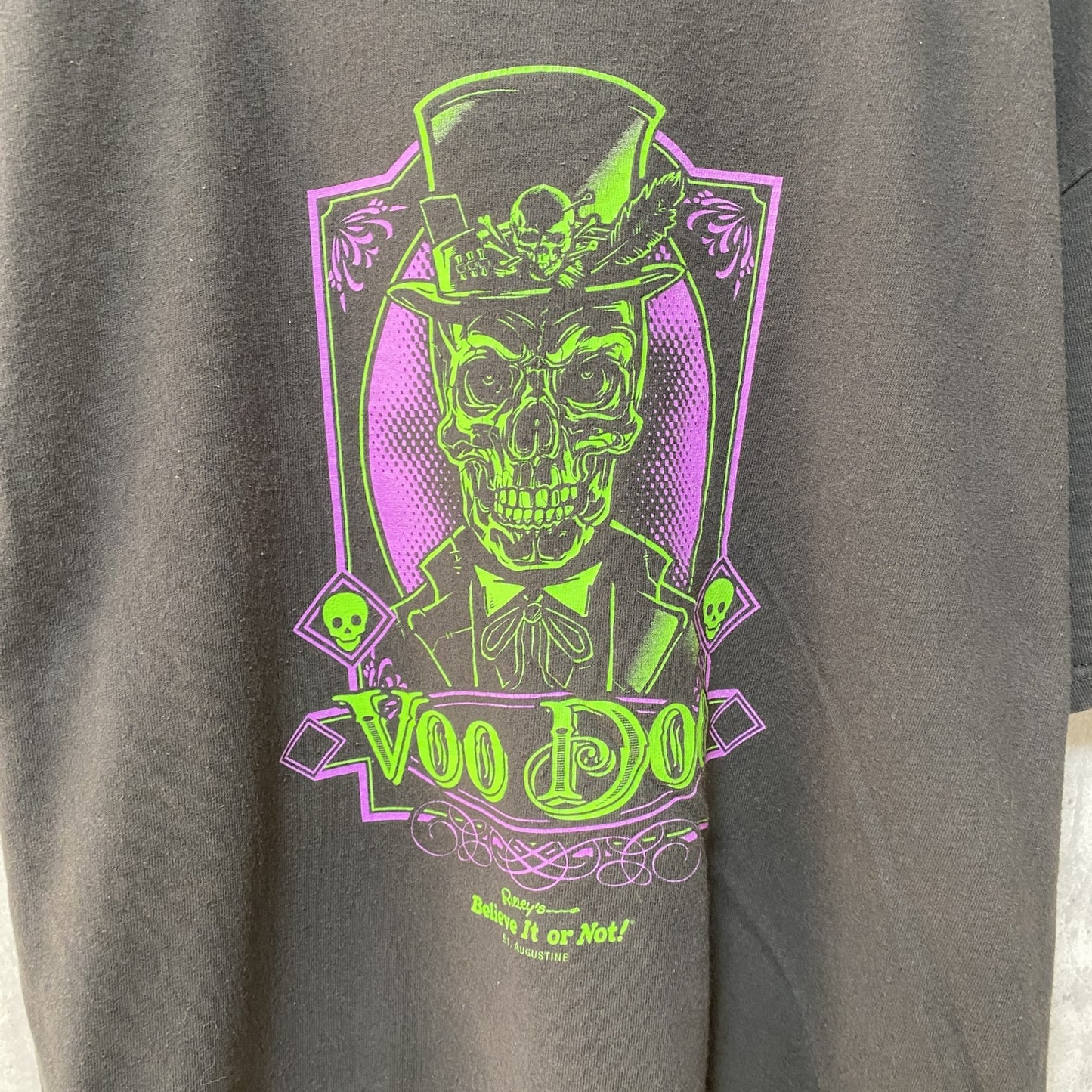古着 used　ブードゥ教　Voo Doo　半袖プリントTシャツ　スカル　ドクロ柄　黒　ブラック　レトロデザイン　クルーネック