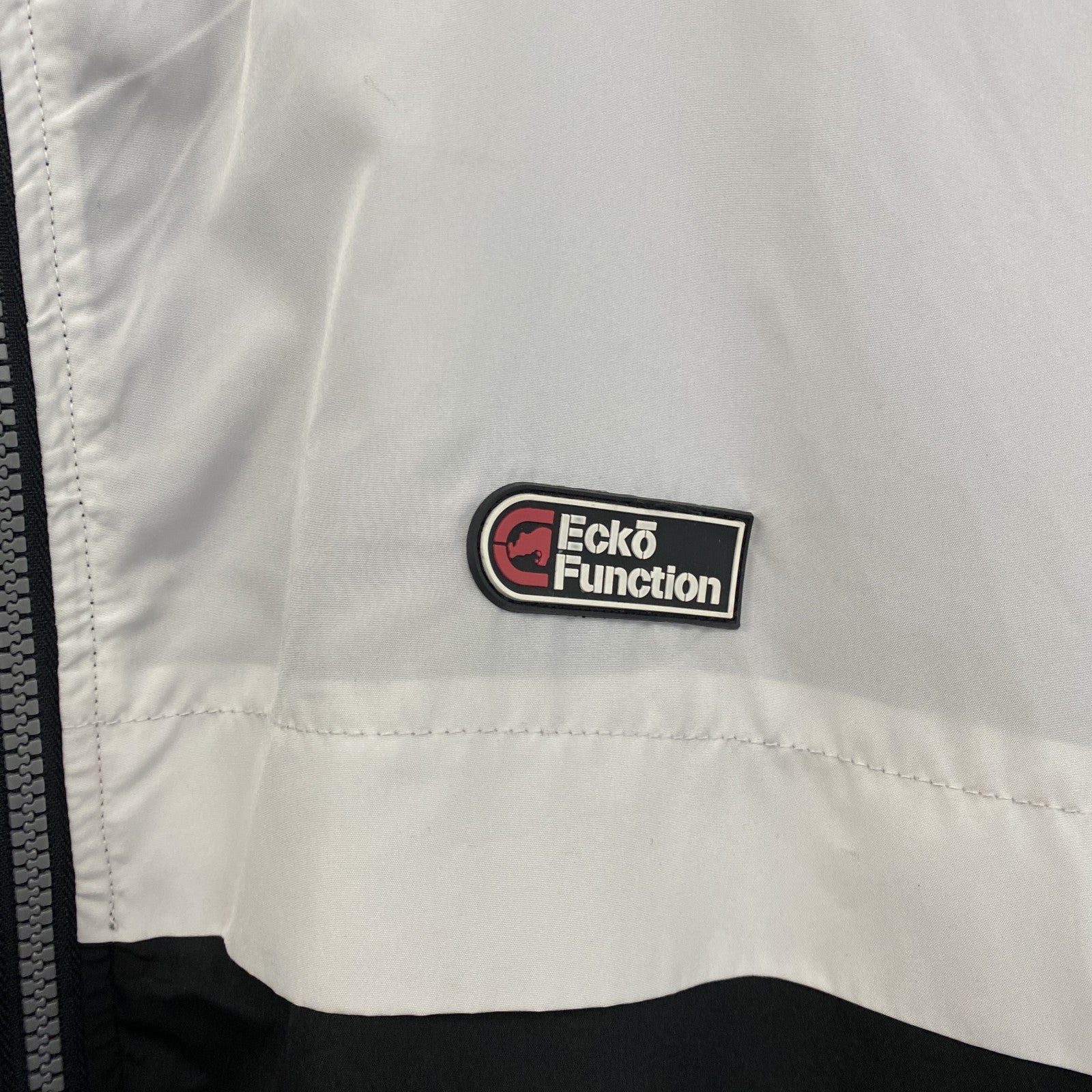 ECKO　エコーアンリミテッド　フルジップジャケット　デカロゴ　黒　ブラック　白　ホワイト　Lサイズ