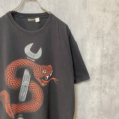 古着 used　USA製　半袖プリントTシャツ　蛇柄　黒　ブラック　レトロデザイン　クルーネック　XLサイズ
