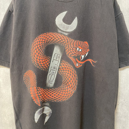 古着 used　USA製　半袖プリントTシャツ　蛇柄　黒　ブラック　レトロデザイン　クルーネック　XLサイズ