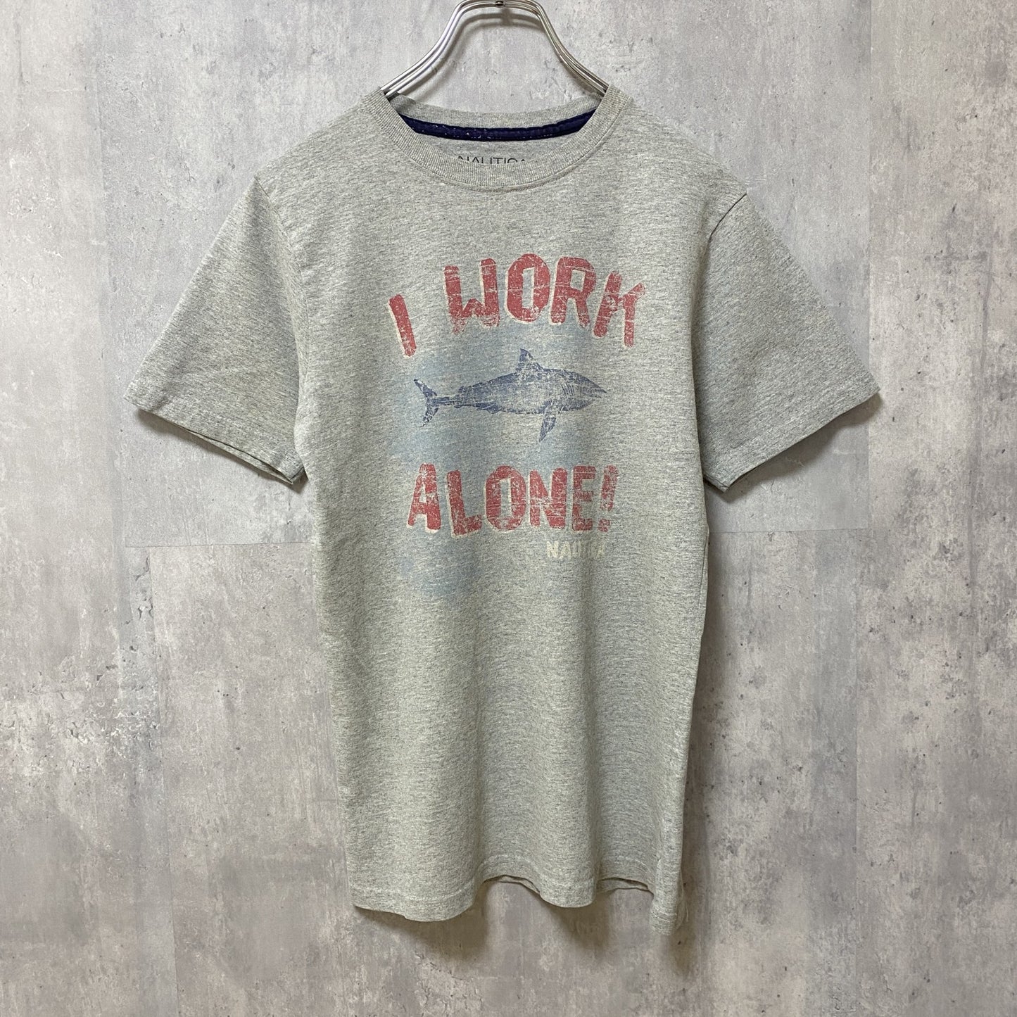 古着 used　NAUTICA　ノーティカ　半袖プリントTシャツ　サメ　鮫　グレー　レトロデザイン　クルーネック　Lサイズ