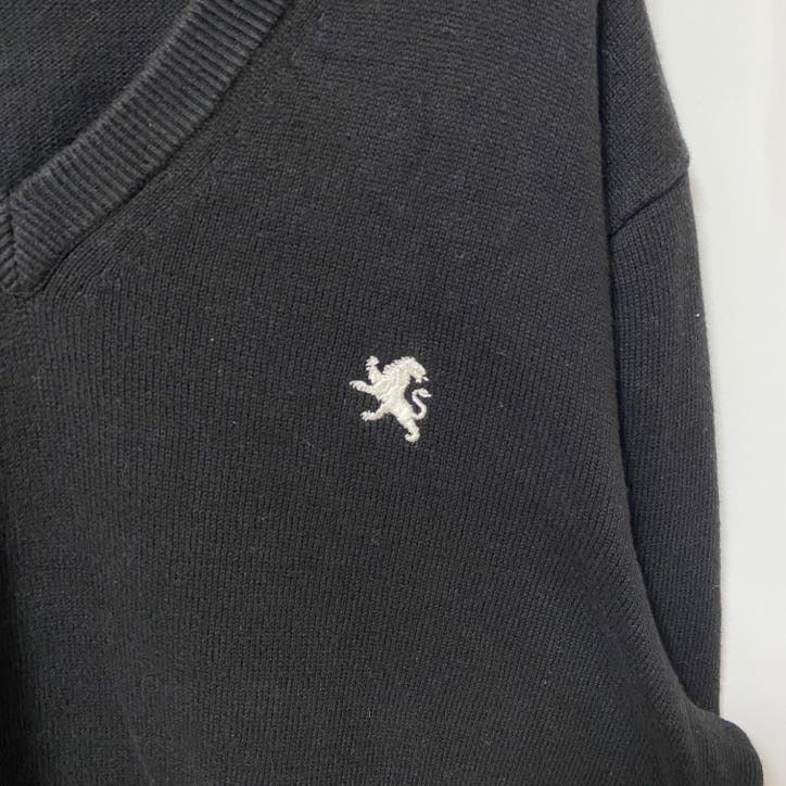 古着 used　EXPRESS　長袖Vネックニット　セーター　ワンポイントロゴ刺繍　黒　ブラック　秋冬服　Lサイズ