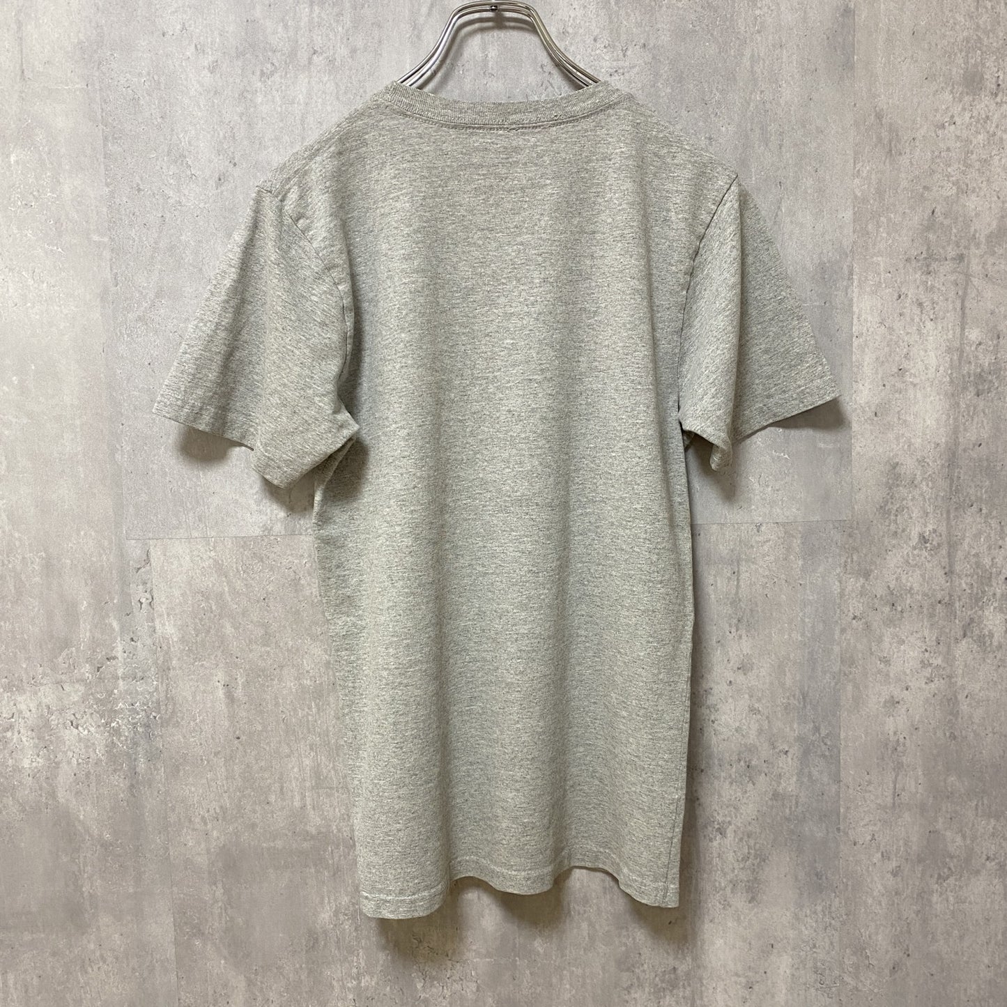 古着 used　NAUTICA　ノーティカ　半袖プリントTシャツ　サメ　鮫　グレー　レトロデザイン　クルーネック　Lサイズ