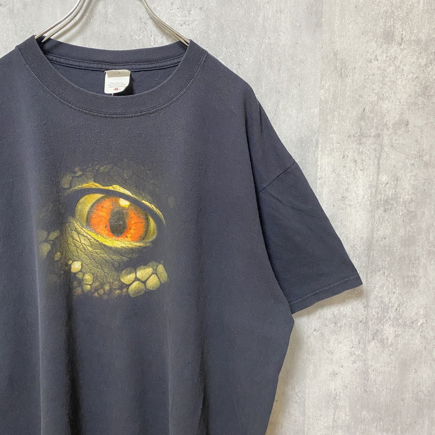 古着 used　半袖アニマル柄プリントTシャツ　恐竜　バックプリント　レトロデザイン　クルーネック　ビッグシルエット　XLサイズ