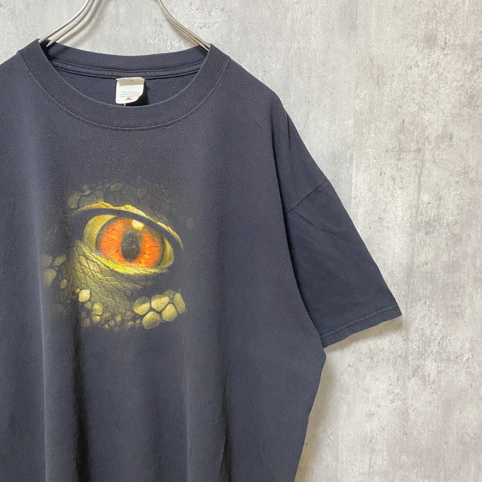 古着 used　半袖アニマル柄プリントTシャツ　恐竜　バックプリント　レトロデザイン　クルーネック　ビッグシルエット　XLサイズ