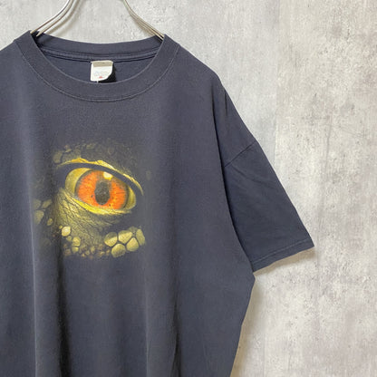 古着 used　半袖アニマル柄プリントTシャツ　恐竜　バックプリント　レトロデザイン　クルーネック　ビッグシルエット　XLサイズ
