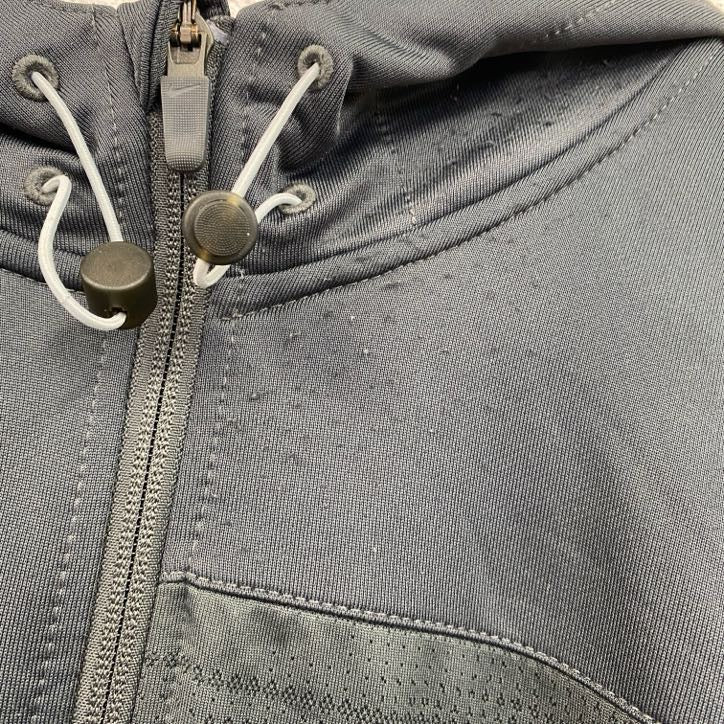 古着 used　NIKE　ナイキ　長袖フルジップパーカー　スポーツ　ジャージ　ワンポイント　DRI-FIT　Lサイズ