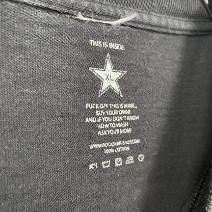 古着 used　THIS IS INSIDE　半袖両面プリントTシャツ　ROCKSTAR　星　エナジードリンク　黒　XLサイズ