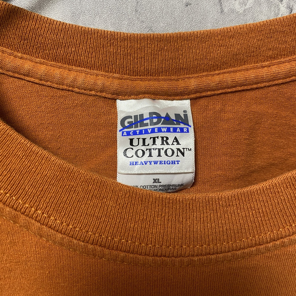 古着 used　GILDAN　ギルダン　半袖ワンポイントTシャツ　オレンジ　バックプリント　クルーネック　ビッグシルエット