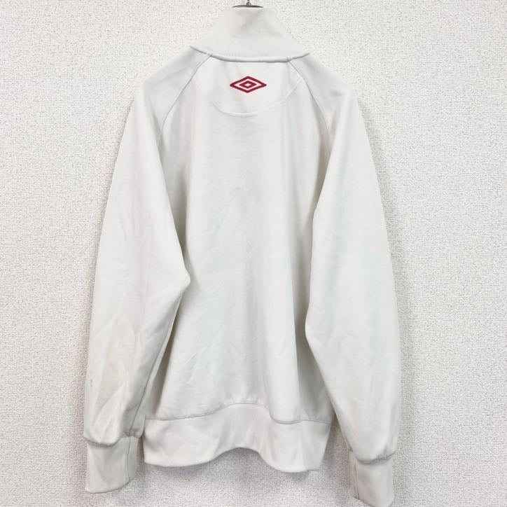 古着 used　umbro　アンブロ　長袖スウェット　フルジップ　ジャージ　ワンポイントロゴ　白　ホワイト　Lサイズ