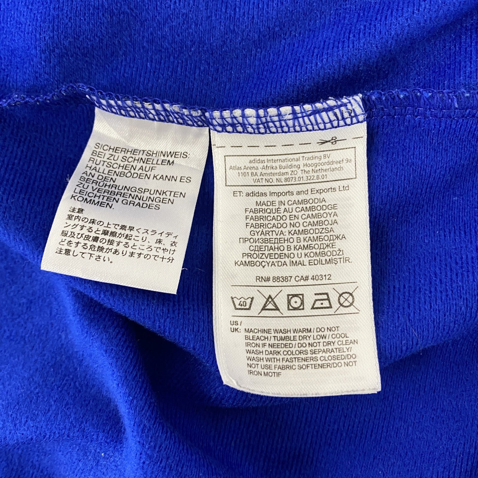 古着 used　adidas　アディダス　長袖トラックジャケット　スリーストライプス　サッカー　ジャージ　ロゴ刺繍　青　Lサイズ
