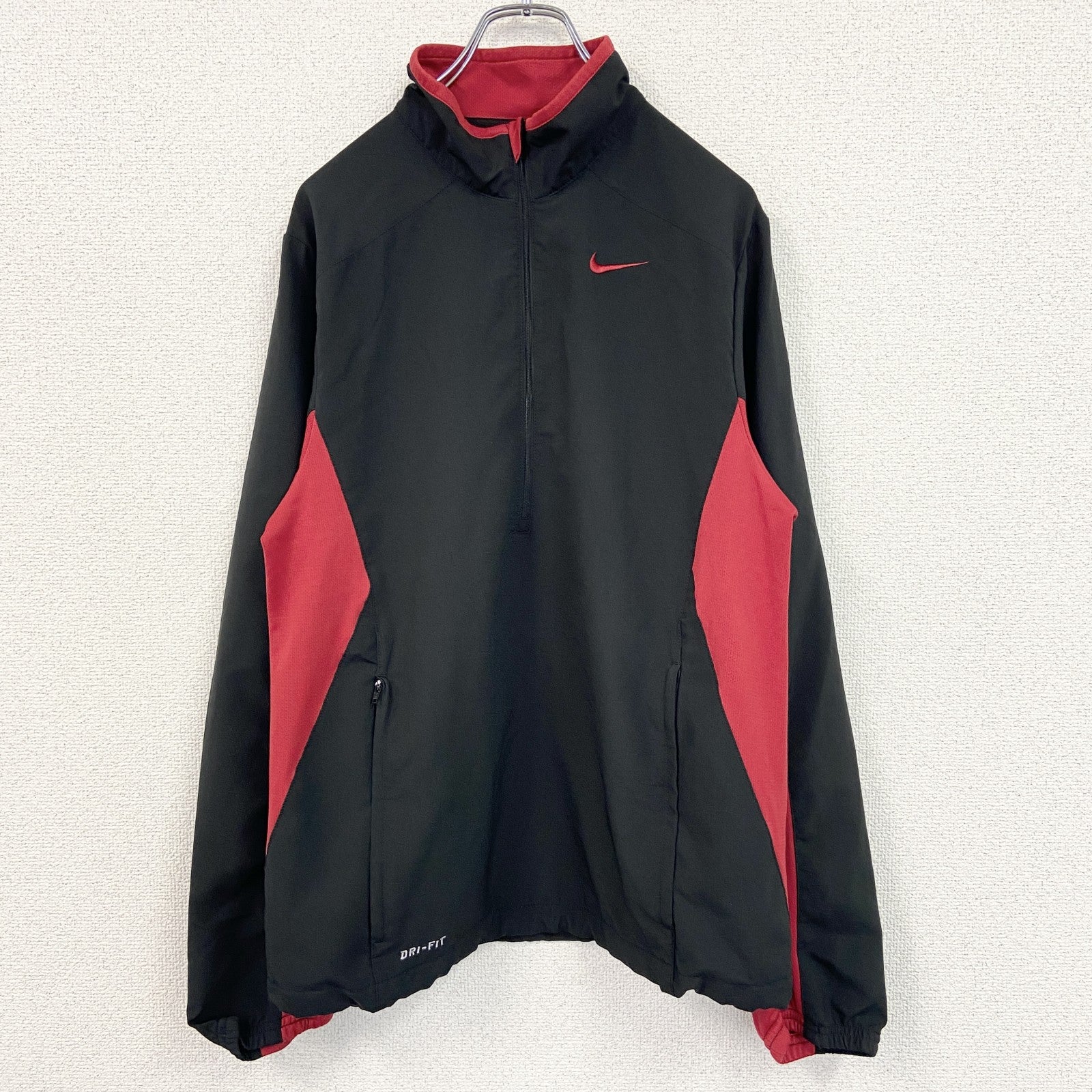 古着 used　NIKE　ナイキ　トラックジャケット　ジャージ　バイカラー　黒　ブラック　赤　レッド　Sサイズ