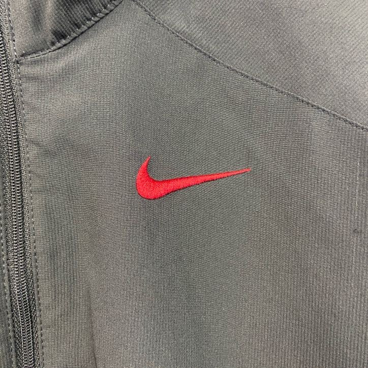 古着 used　NIKE　ナイキ　トラックジャケット　ジャージ　バイカラー　黒　ブラック　赤　レッド　Sサイズ