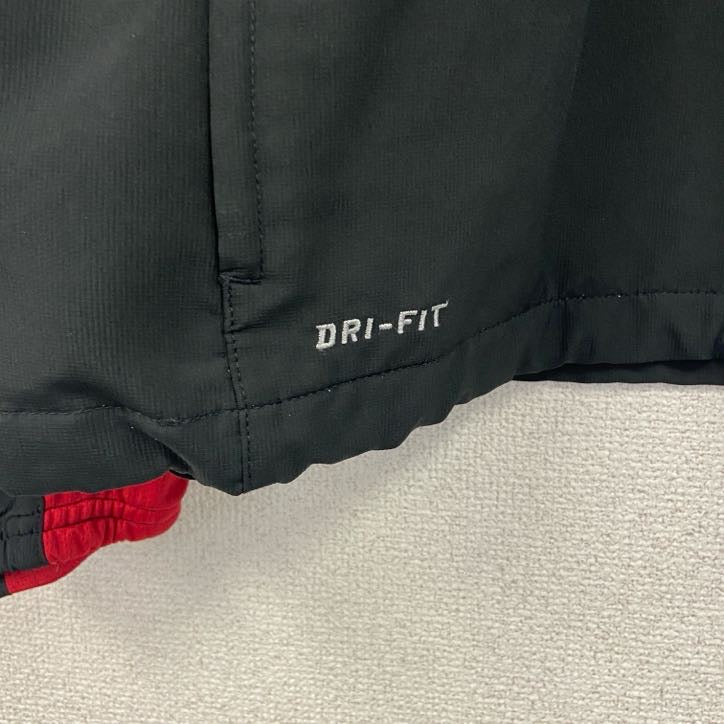 古着 used　NIKE　ナイキ　トラックジャケット　ジャージ　バイカラー　黒　ブラック　赤　レッド　Sサイズ