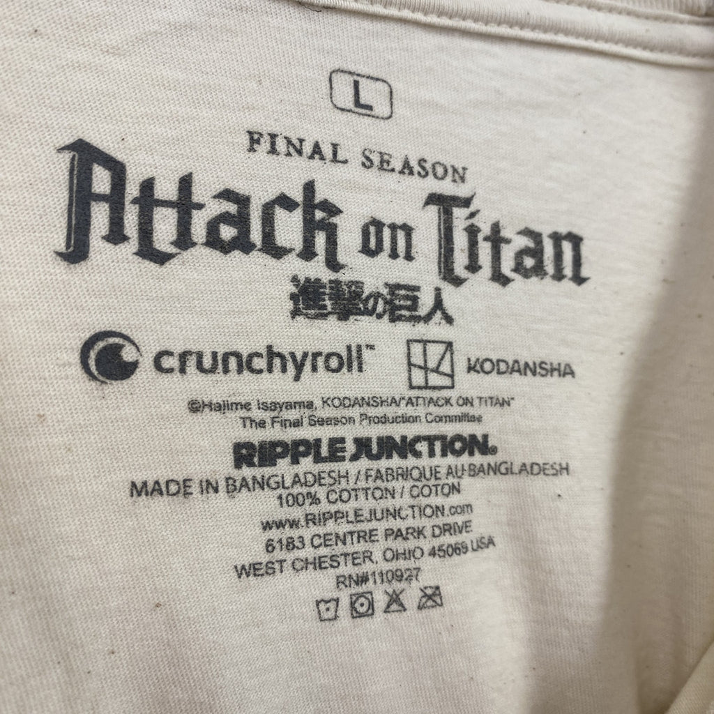 古着 used　進撃の巨人　リヴァイ兵長　半袖アニメプリントTシャツ　キャラクターデザイン　クルーネック　白　ホワイト　Lサイズ