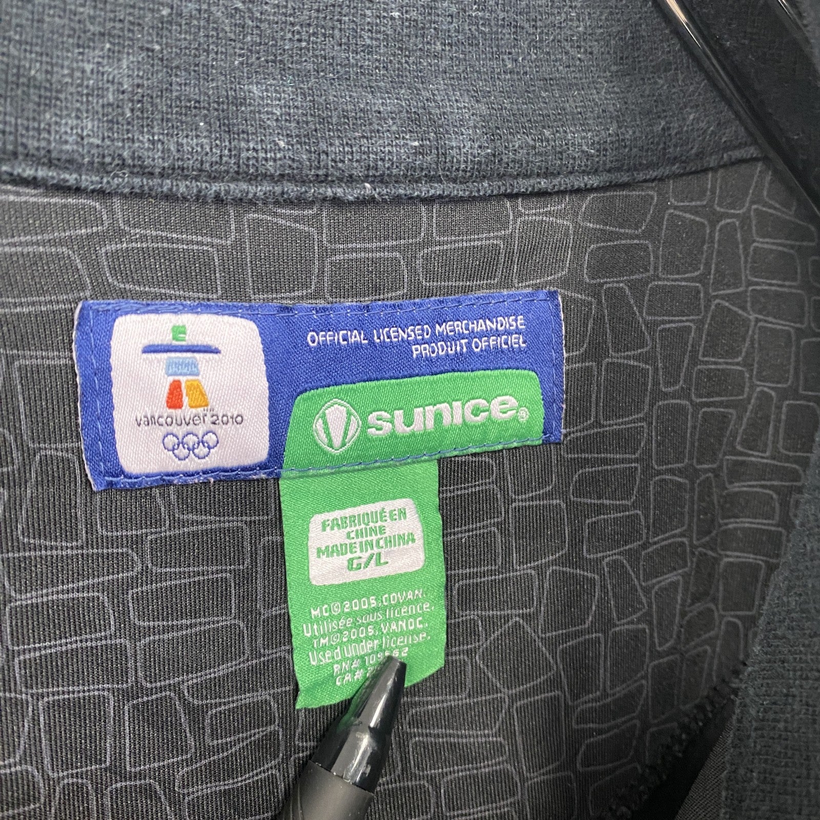 古着 used　sunice　長袖トラックジャケット　フルジップジャージ　2010年バンクーバーオリンピック　黒　Lサイズ