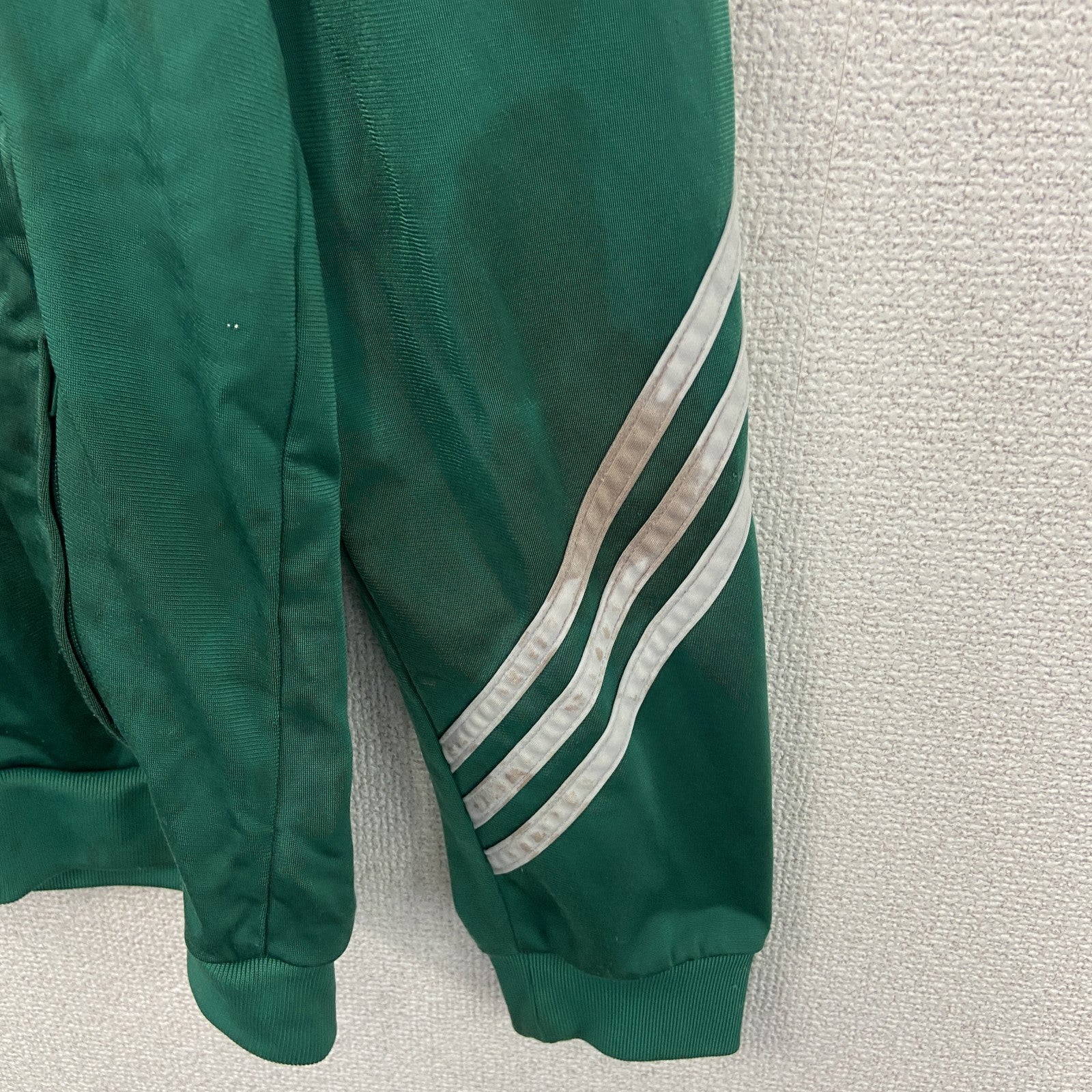 adidas　アディダス　トラックジャケット/ジャージ　緑　グリーン　Mサイズ