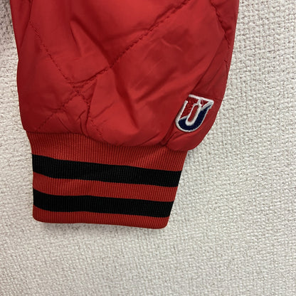 UNDEFEATED　アンディフィーテッド　キルティングジャケット　中綿入り　ファイブストライクス　赤　レッド　Mサイズ