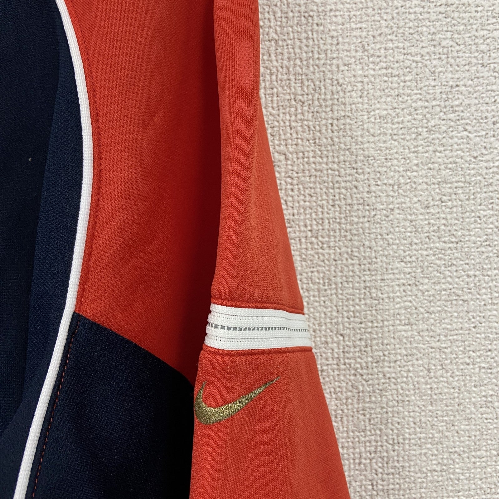 NIKE　ナイキ　トラックジャケット/ジャージ　刺繍ロゴ　紺　ネイビー　Lサイズ